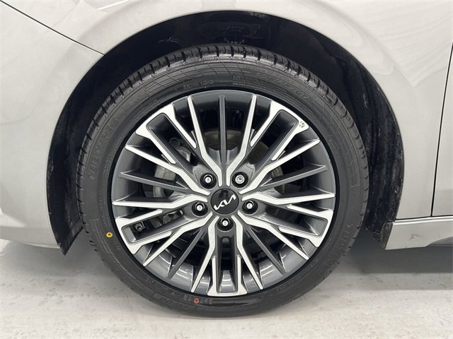 Used 2023 Kia Forte GT-Line image 10