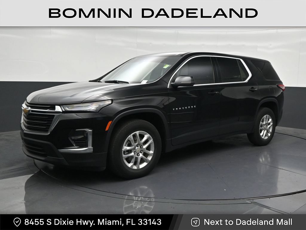 Used 2023 Chevrolet Traverse LS