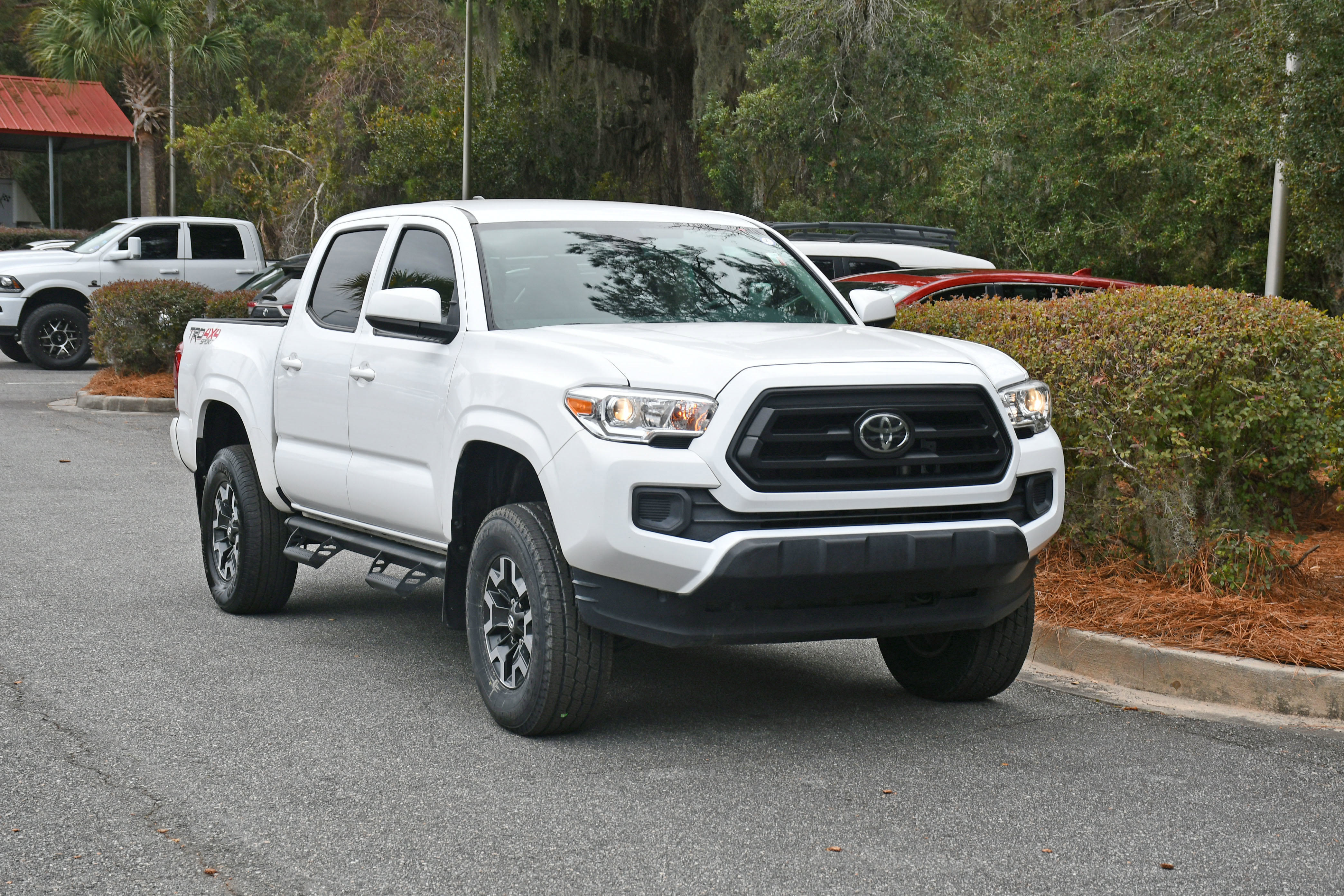Used 2021 Toyota Tacoma SR image 6