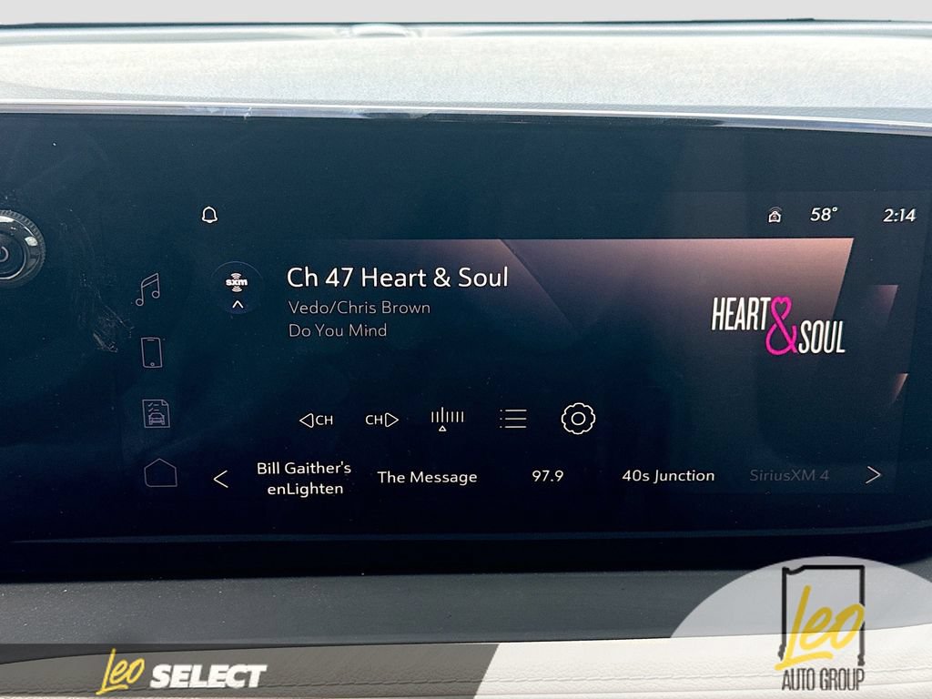 Used 2024 Buick Encore GX Avenir w/ Avenir Convenience Package FWD image 17