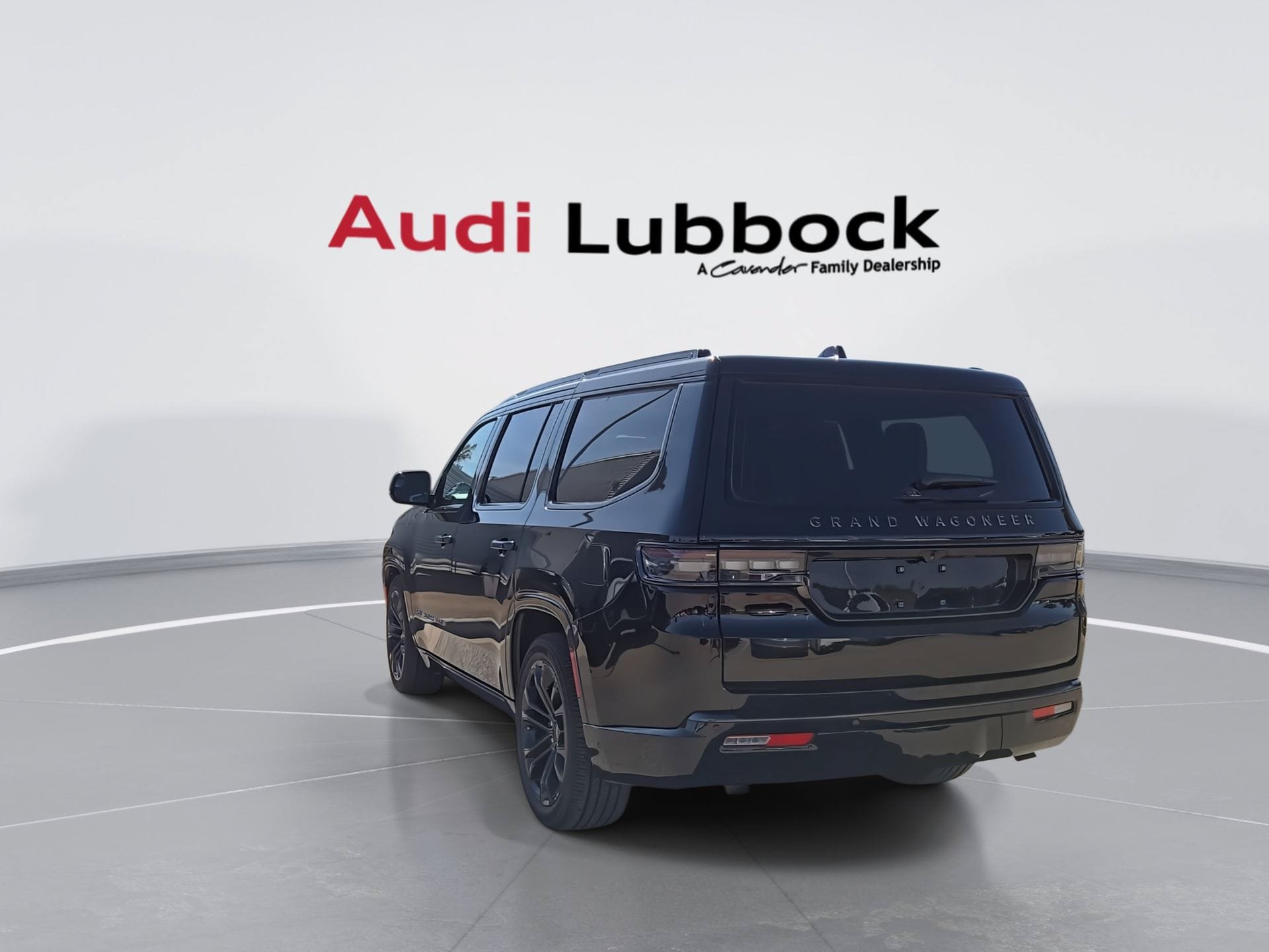 Used 2024 Jeep Grand Wagoneer Series II Obsidian w/ Quick Order Packagew 28T AWD/4WD image 7