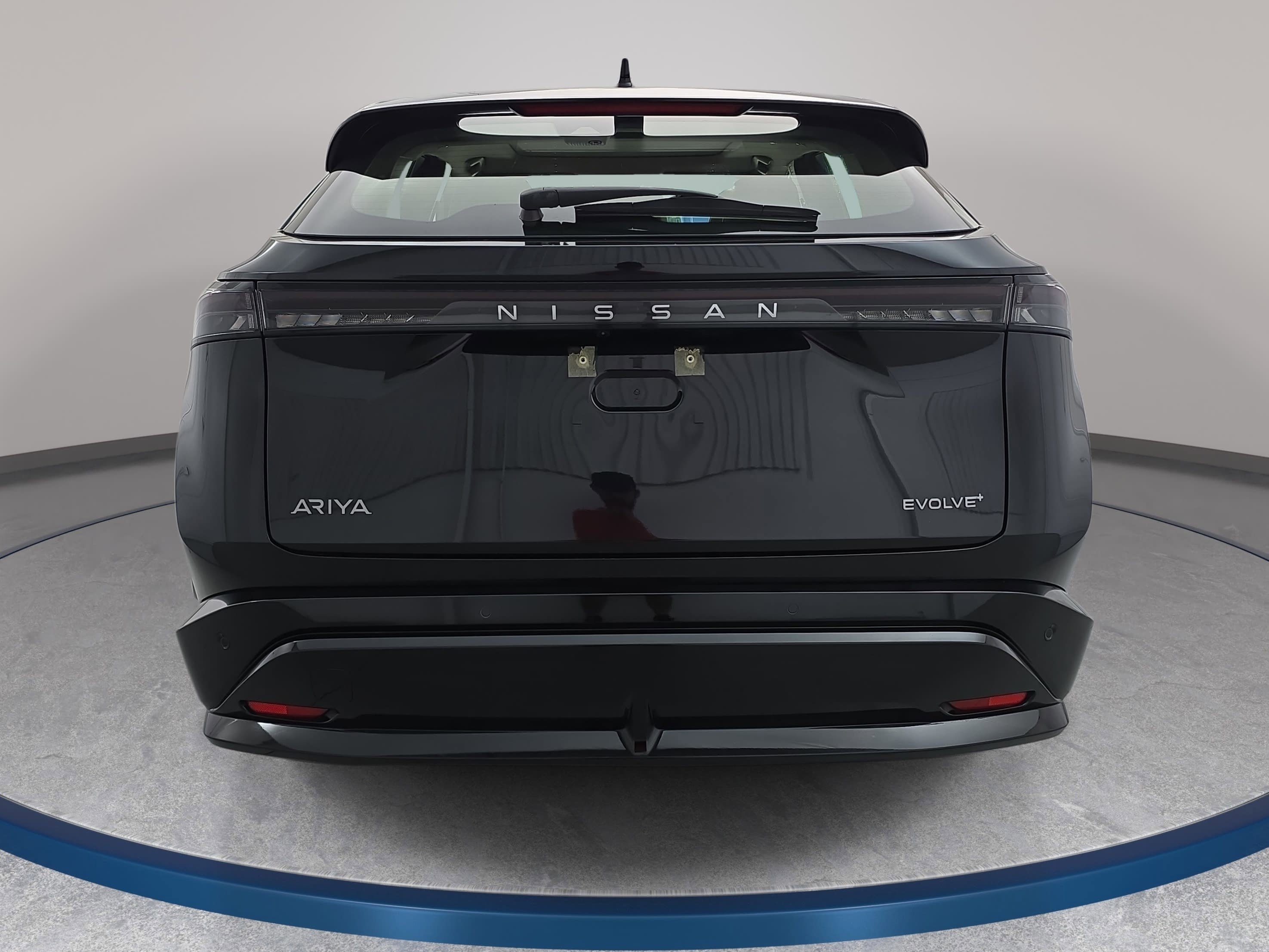 Certified 2024 Nissan Ariya FWD image 6