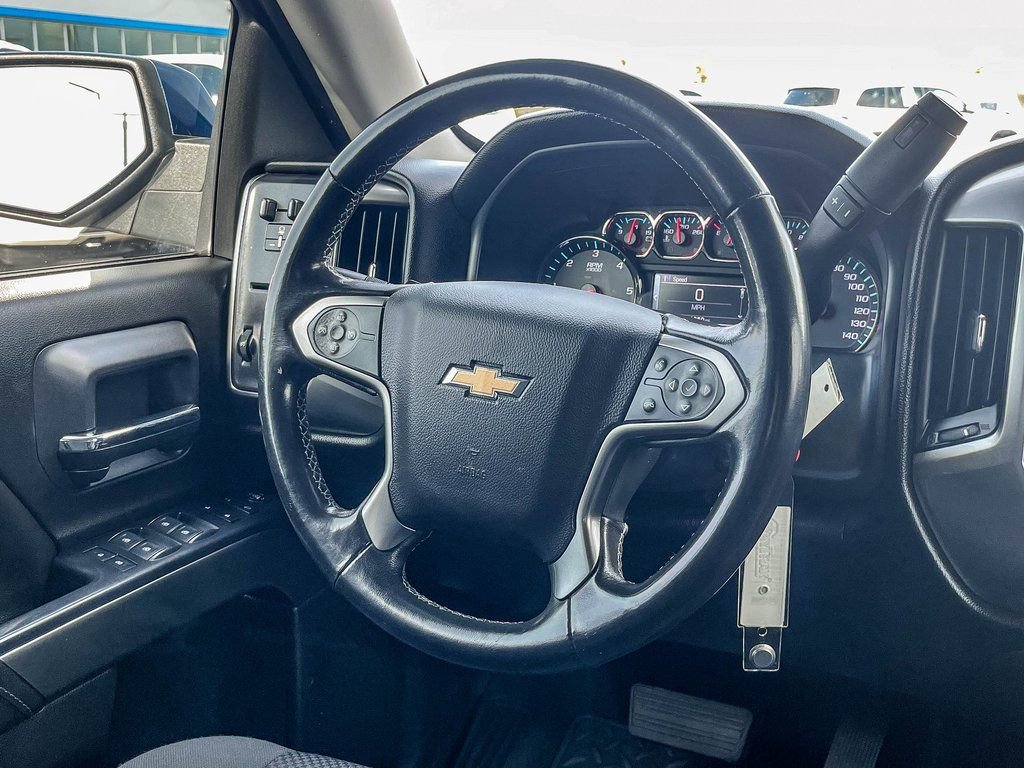 Used 2018 Chevrolet Silverado 1500 LT w/ All Star Edition image 31