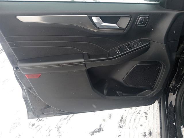 Used 2022 Ford Escape Titanium image 84