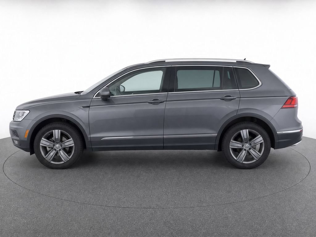 Used 2020 Volkswagen Tiguan SEL w/ Tiguan Two-Row MDO Package AWD/4WD image 5
