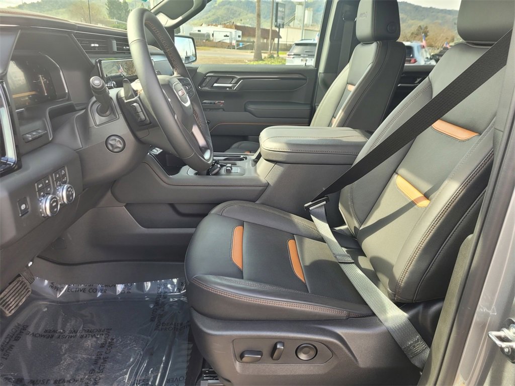 New 2026 GMC Sierra 1500 AT4 w/ Technology Package image 11