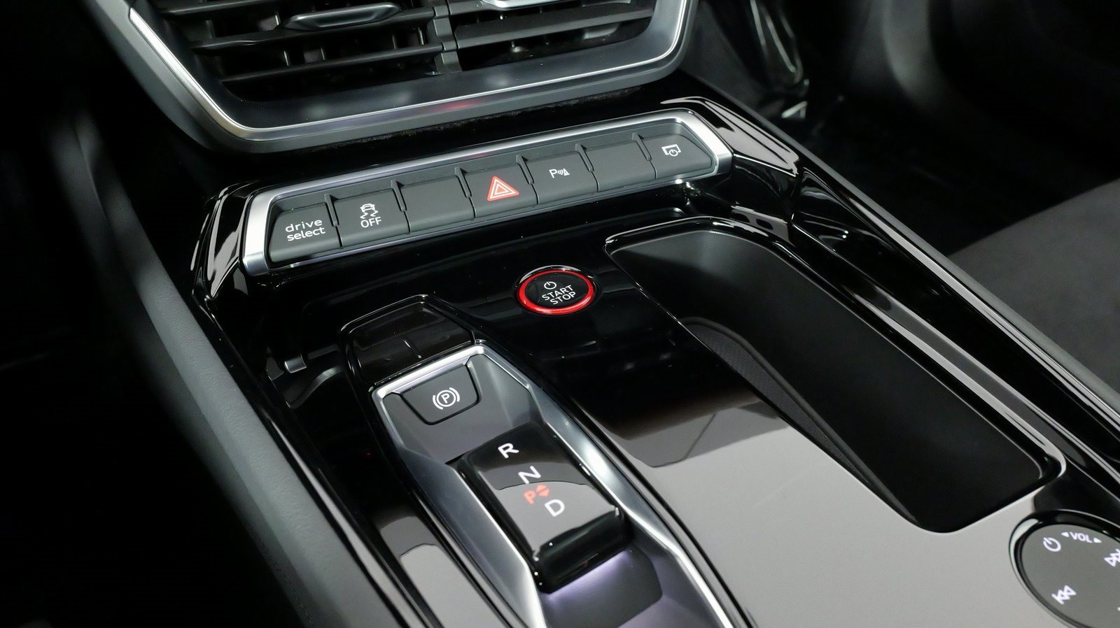 Used 2023 Audi e-tron GT Premium Plus image 59