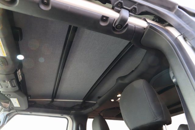 Used 2021 Jeep Wrangler Sport S image 17