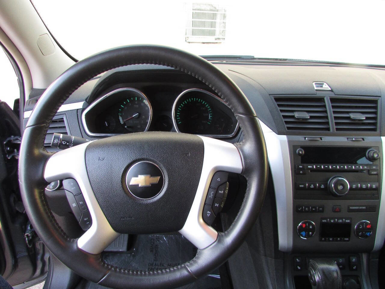 Used 2009 Chevrolet Traverse LT image 24