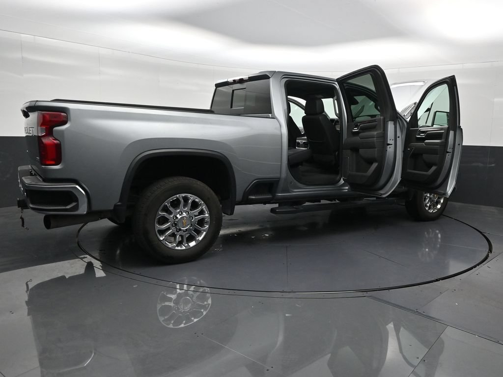Used 2024 Chevrolet Silverado 2500 LTZ w/ LTZ Convenience Package AWD/4WD image 32