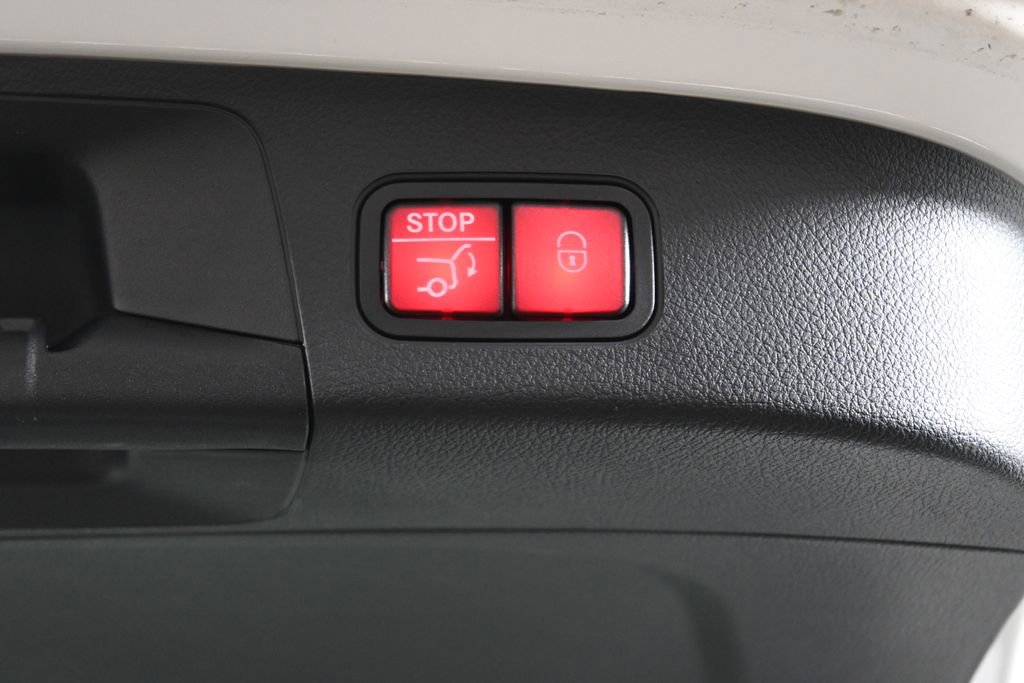 Used 2026 Mercedes-Benz GLA 250 4MATIC image 35