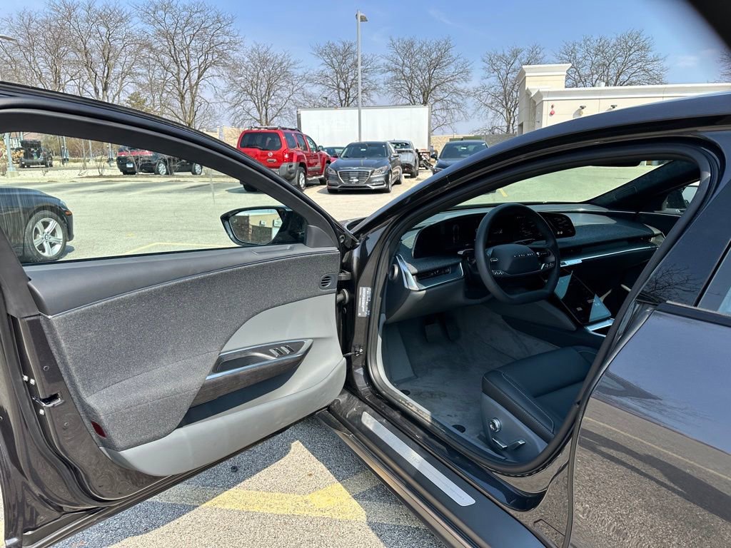 Used 2024 Lucid Air Pure image 13