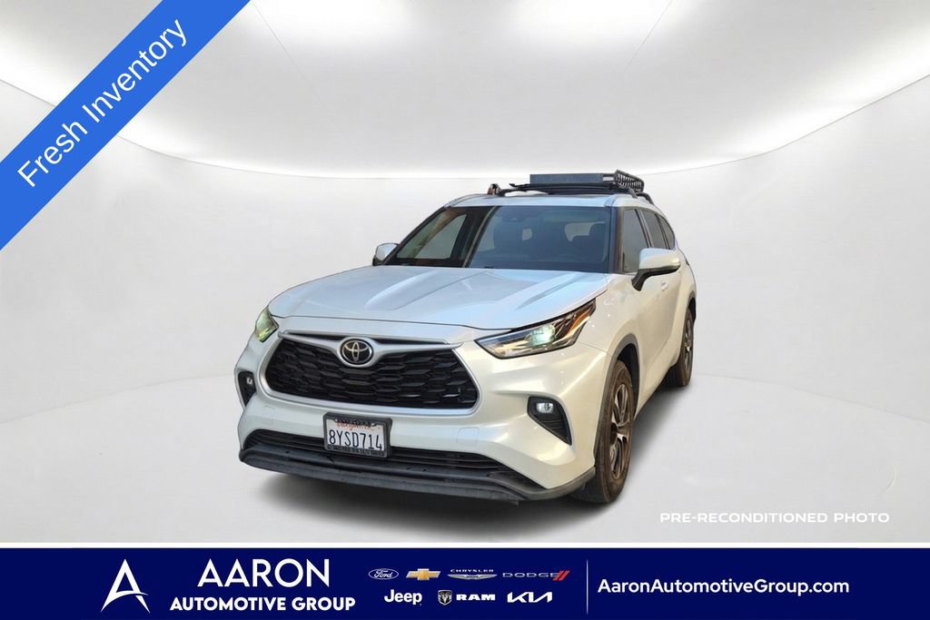 Used 2022 Toyota Highlander XLE