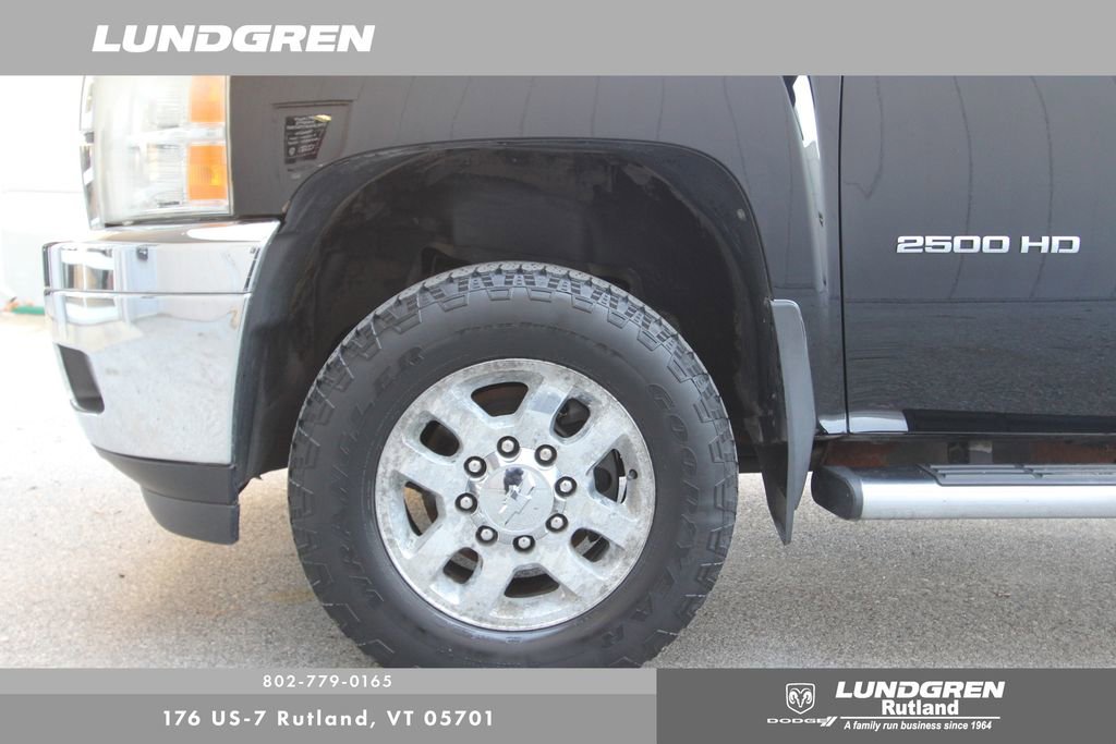 Used 2011 Chevrolet Silverado 2500 LTZ w/ LTZ Plus Package image 42