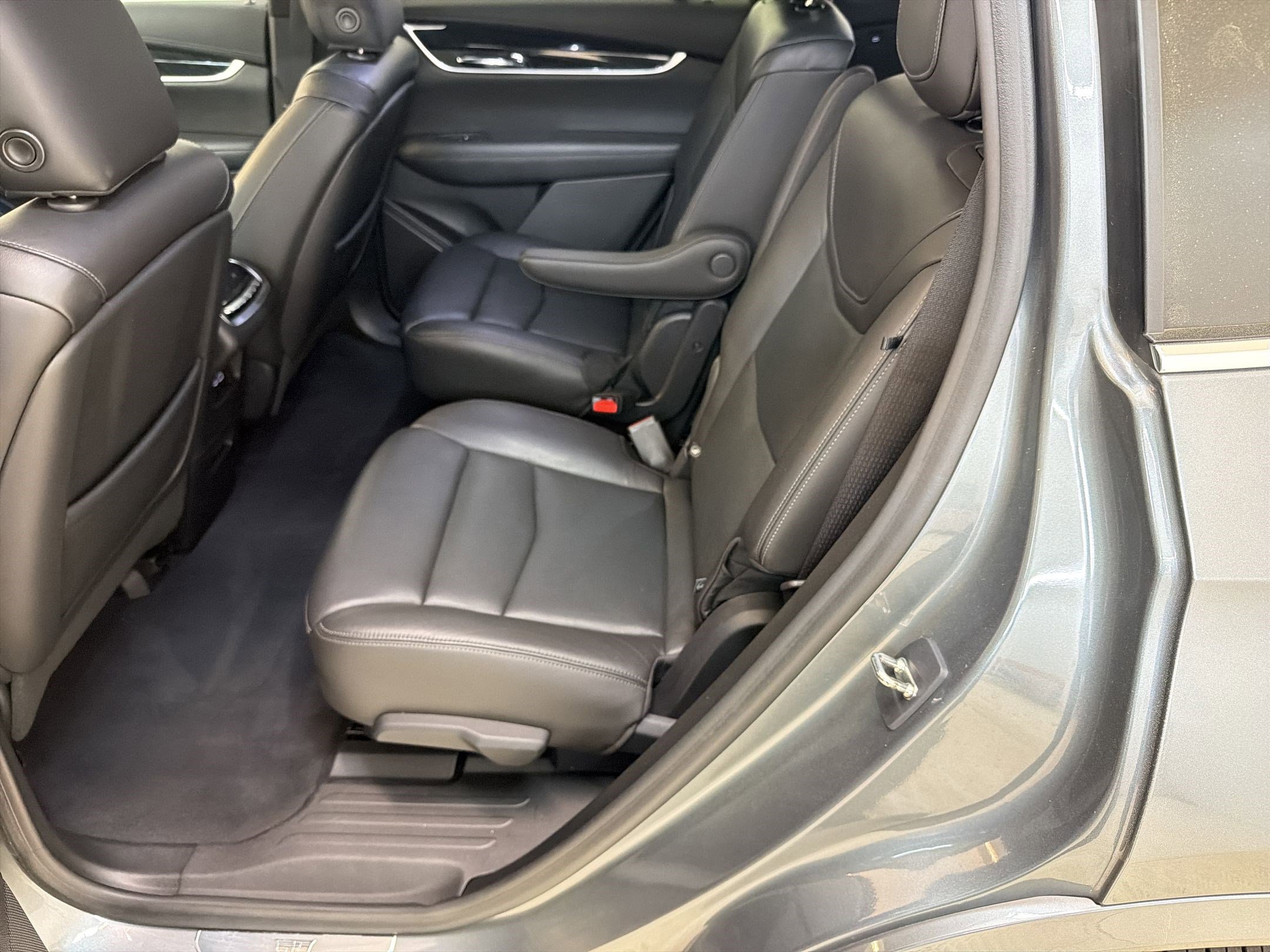 Used 2020 Cadillac XT6 Premium Luxury image 15