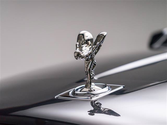 Used 2024 Rolls-Royce Cullinan AWD/4WD image 12