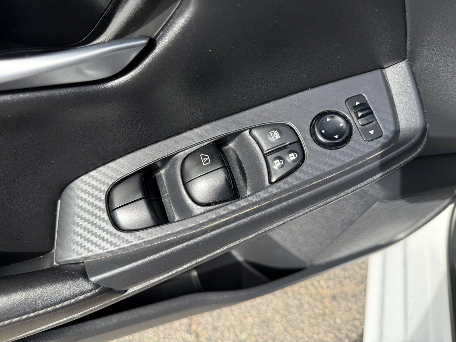 Used 2022 Nissan Sentra SV image 10