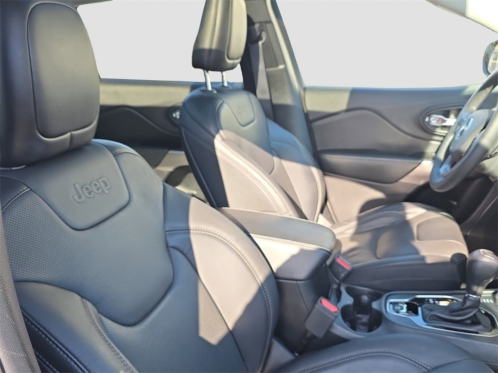 Used 2021 Jeep Cherokee Limited w/ Elite Package image 19