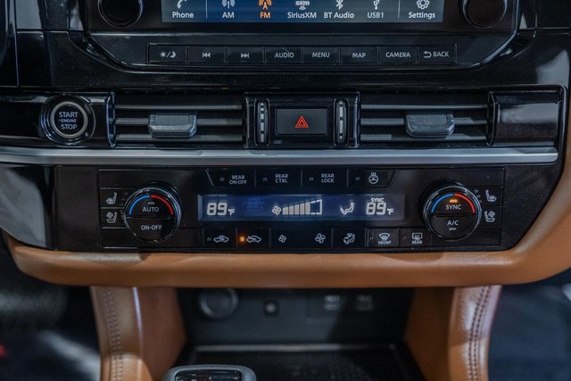 Used 2024 Nissan Pathfinder Platinum w/ Black Appearance Package image 22