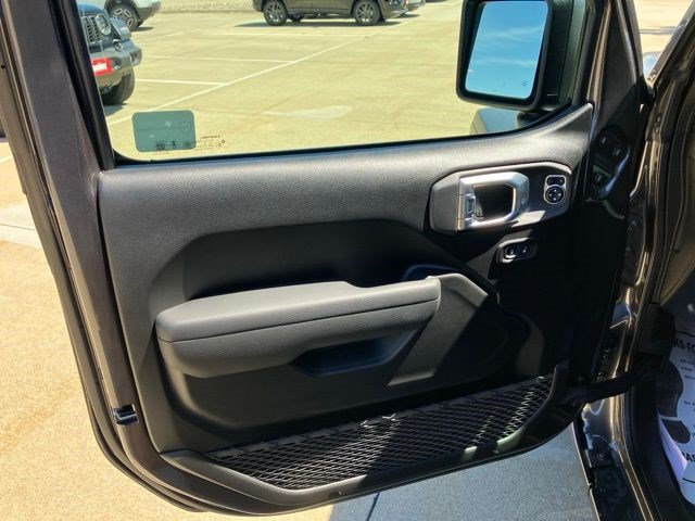 New 2026 Jeep Wrangler Unlimited Sport AWD/4WD image 9