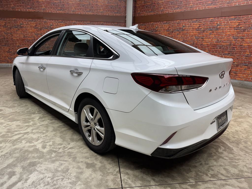 Used 2019 Hyundai Sonata SEL FWD image 2