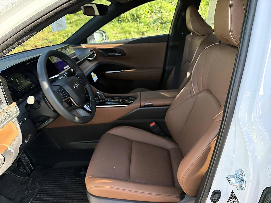 New 2026 Toyota Crown Signia AWD/4WD image 11