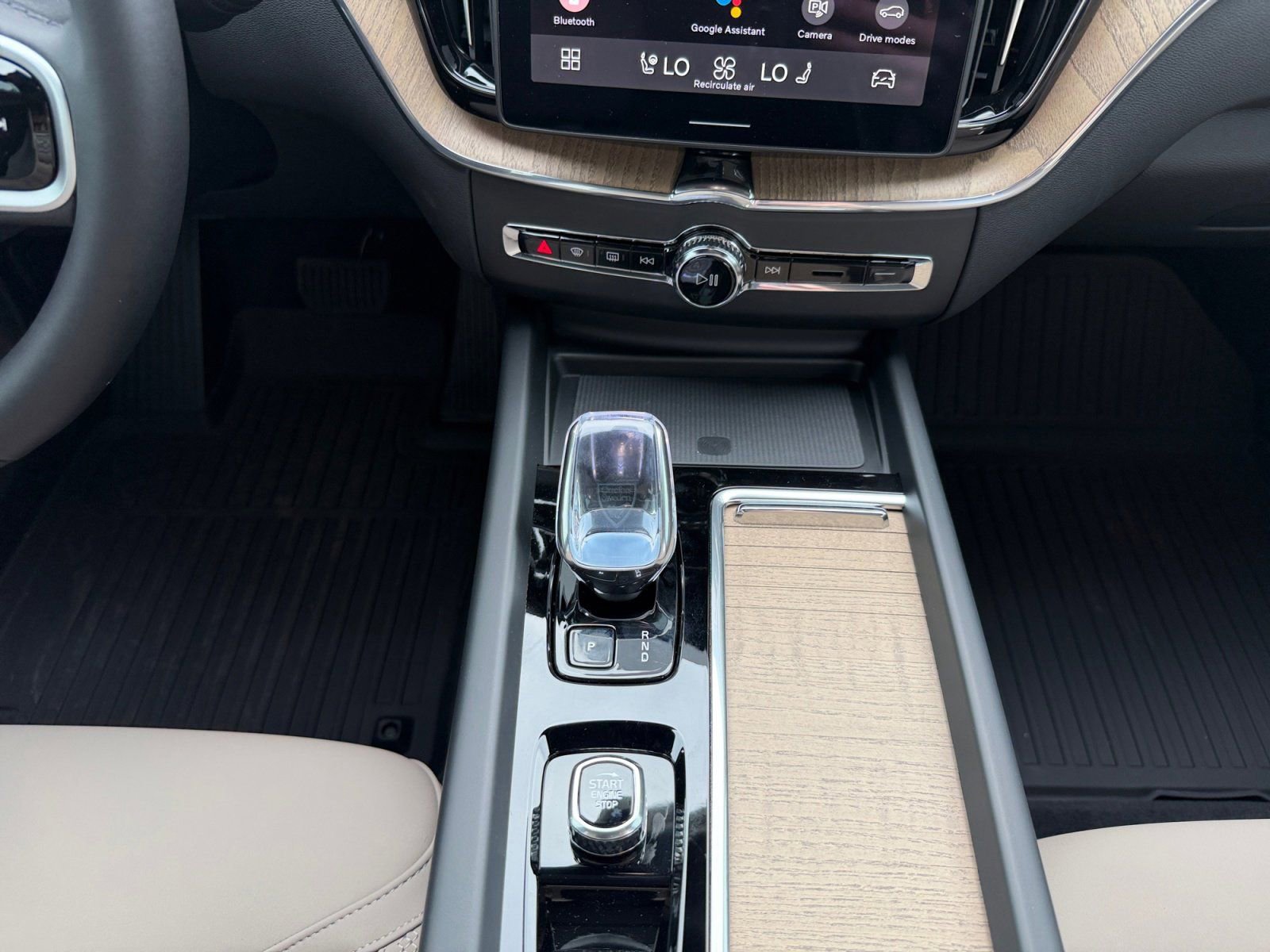 New 2026 Volvo XC60 B5 Plus w/ Protection Package Premier image 11