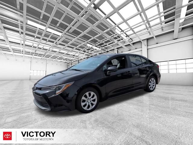 Used 2024 Toyota Corolla LE image 7