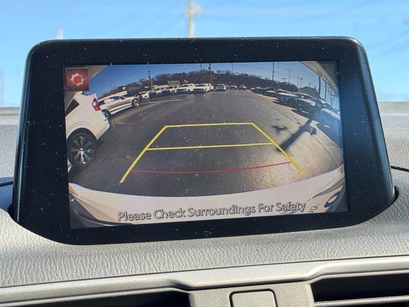 Used 2018 MAZDA MAZDA3 Touring image 21