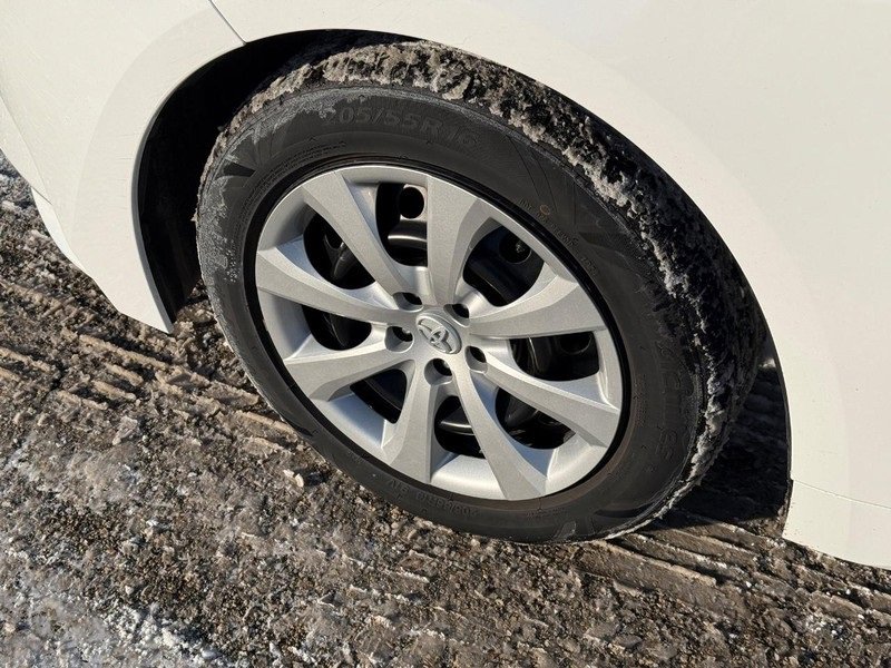 Used 2024 Toyota Corolla LE image 10