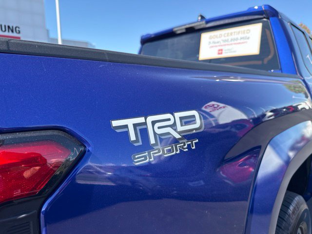 Used 2025 Toyota Tacoma TRD Sport AWD/4WD image 5