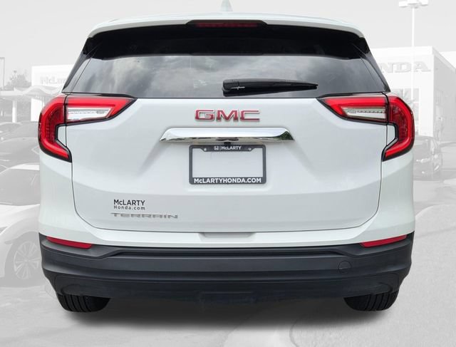 Used 2024 GMC Terrain SLE FWD image 6