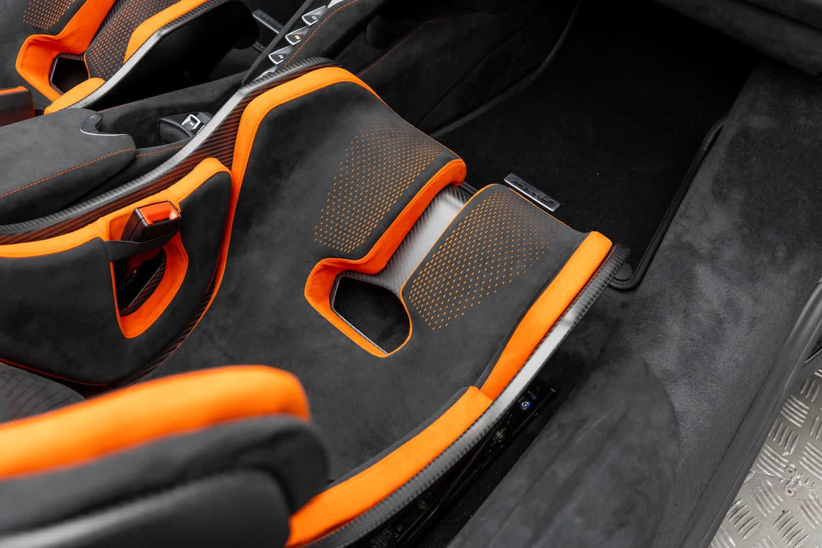 New 2026 McLaren 750S Spider RWD image 32