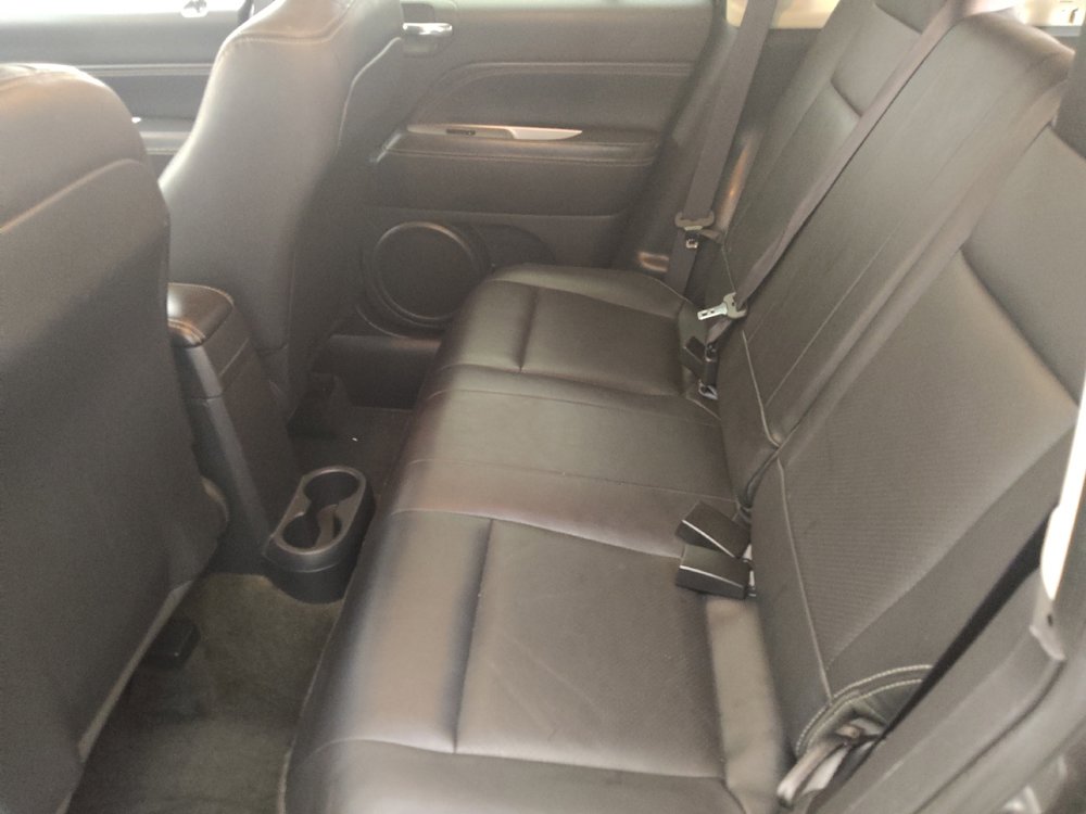 Used 2016 Jeep Compass High Altitude FWD image 18
