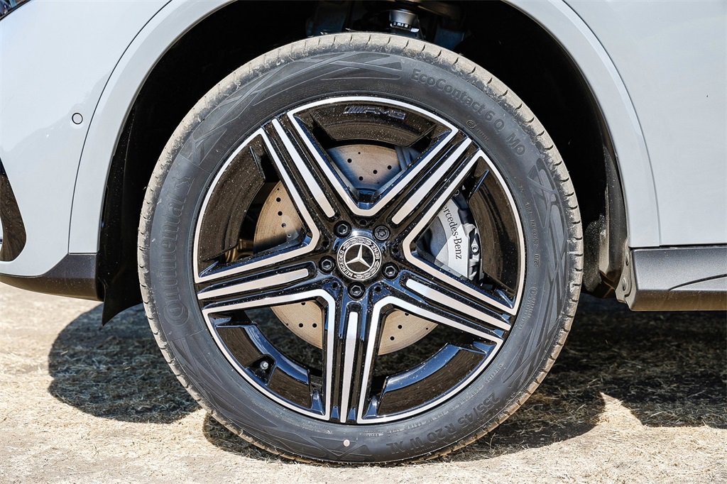 New 2025 Mercedes-Benz GLC 350e 4MATIC image 9