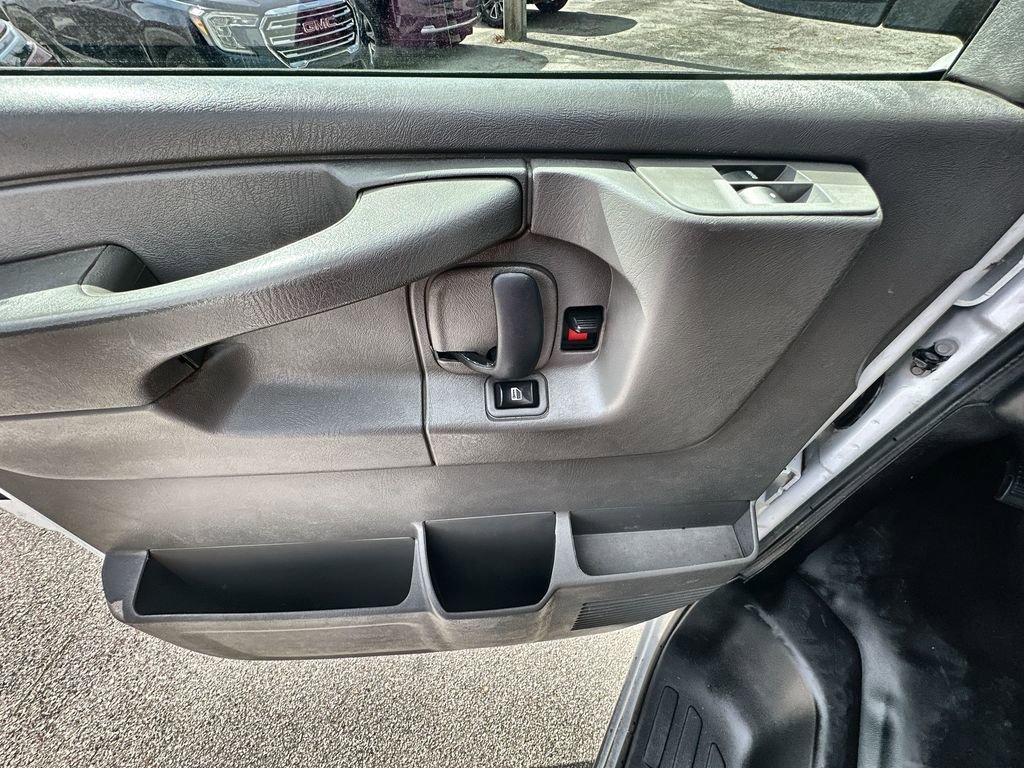 Certified 2014 Chevrolet Express 2500 w/ Cold Climate Package image 22