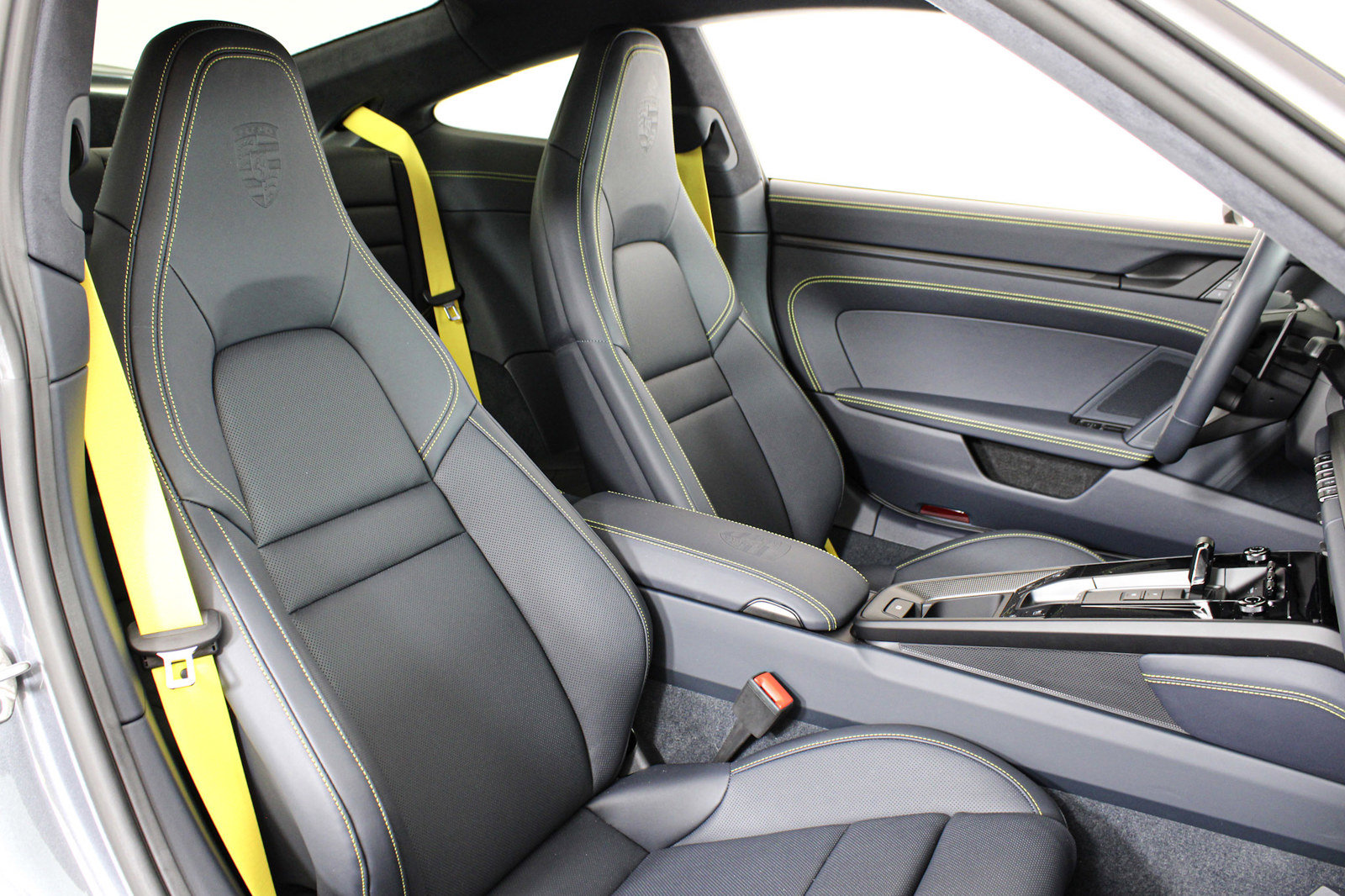 Used 2026 Porsche 911 Carrera GTS RWD image 27