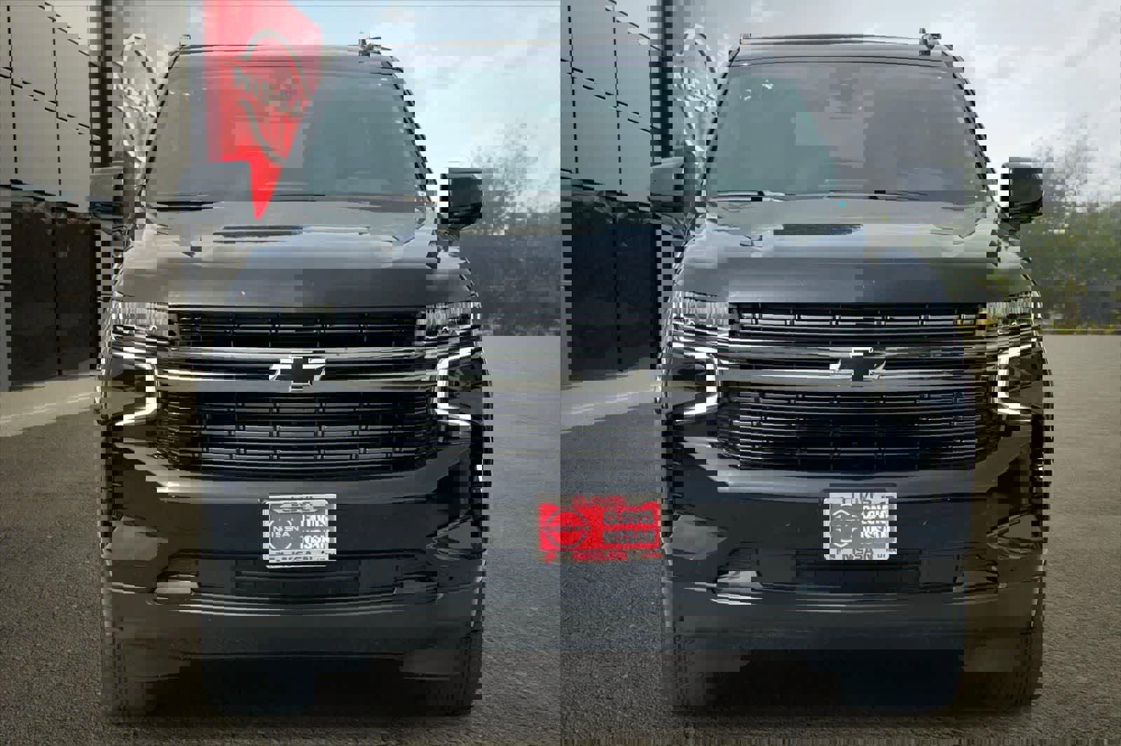 Used 2022 Chevrolet Tahoe RST w/ Sport Performance Package image 11