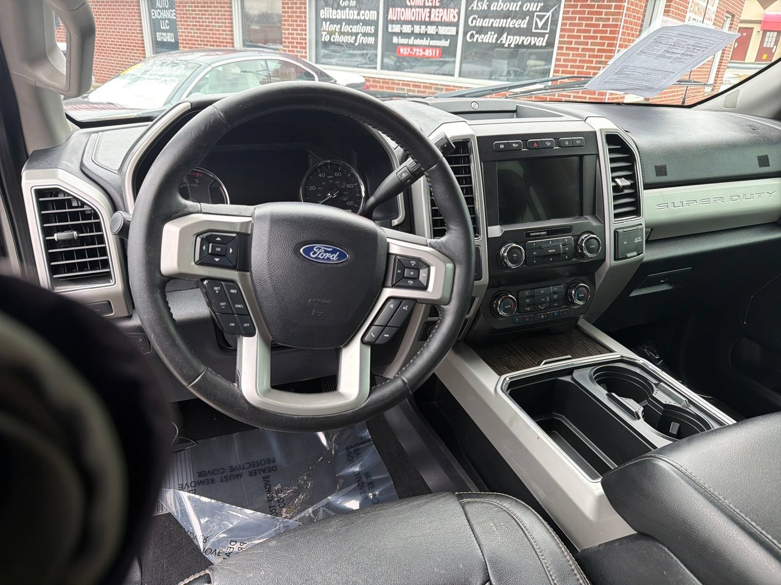 Used 2020 Ford F250 Lariat w/ Lariat Ultimate Package AWD/4WD image 16