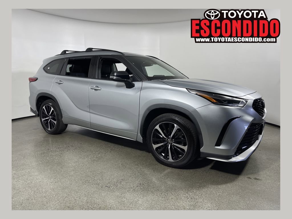 Used 2021 Toyota Highlander XSE