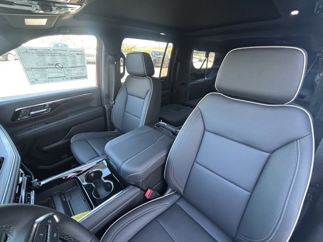 New 2026 Chevrolet Suburban Premier w/ Sun And Tow Package image 6