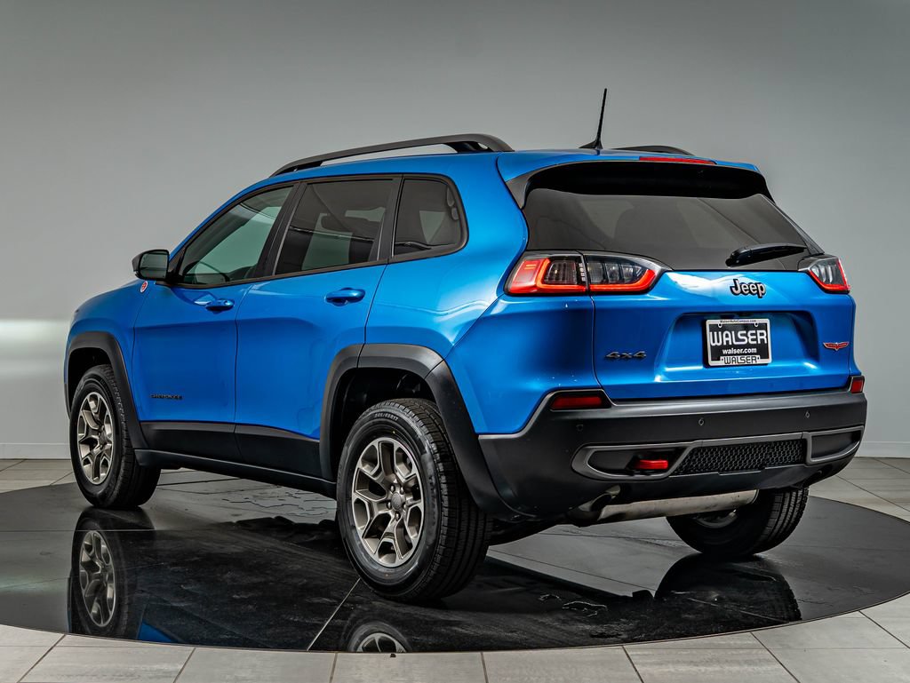 Used 2020 Jeep Cherokee Trailhawk w/ Cold Weather Group AWD/4WD image 7