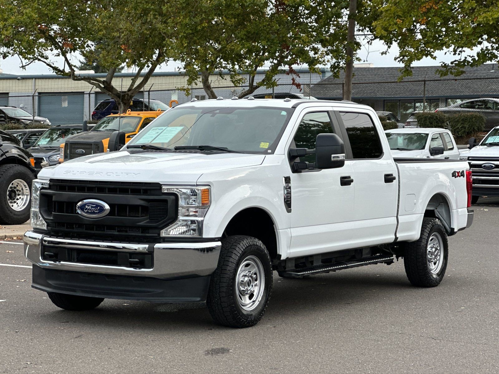 Used 2022 Ford F250 XL w/ Power Equipment Group image 2