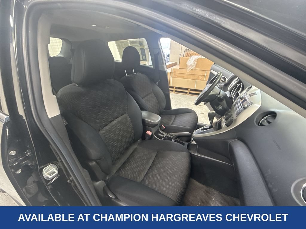 Used 2009 Pontiac Vibe w/ Sun And Sound Package FWD image 36