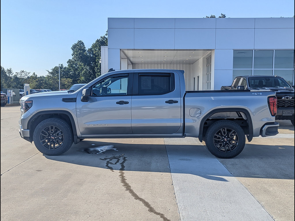 Used 2023 GMC Sierra 1500 Pro w/ Graphite Edition AWD/4WD image 9