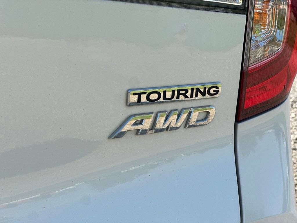 Used 2022 Honda Pilot Touring image 4