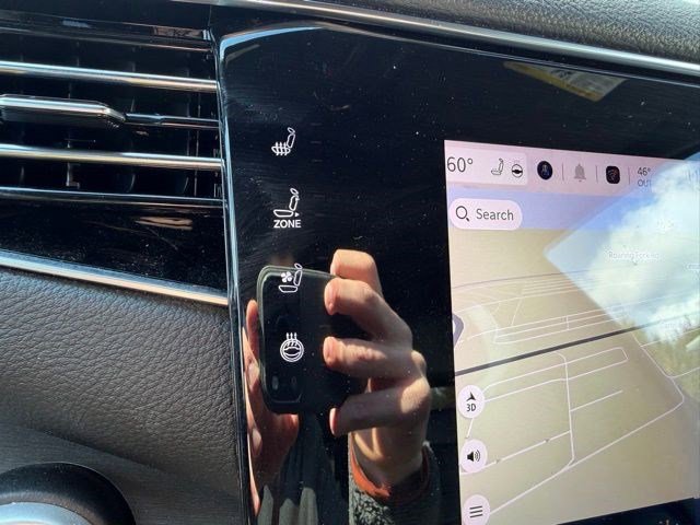 Certified 2025 Jeep Wagoneer Series II image 23