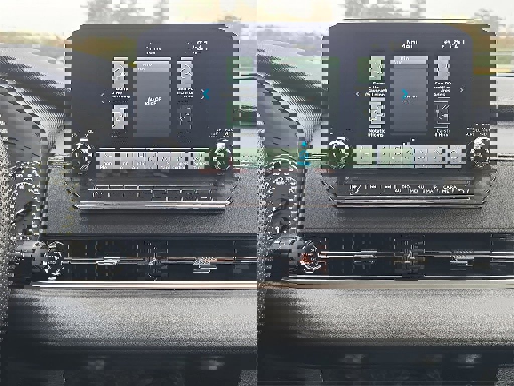 Used 2024 Mitsubishi Outlander SE image 21