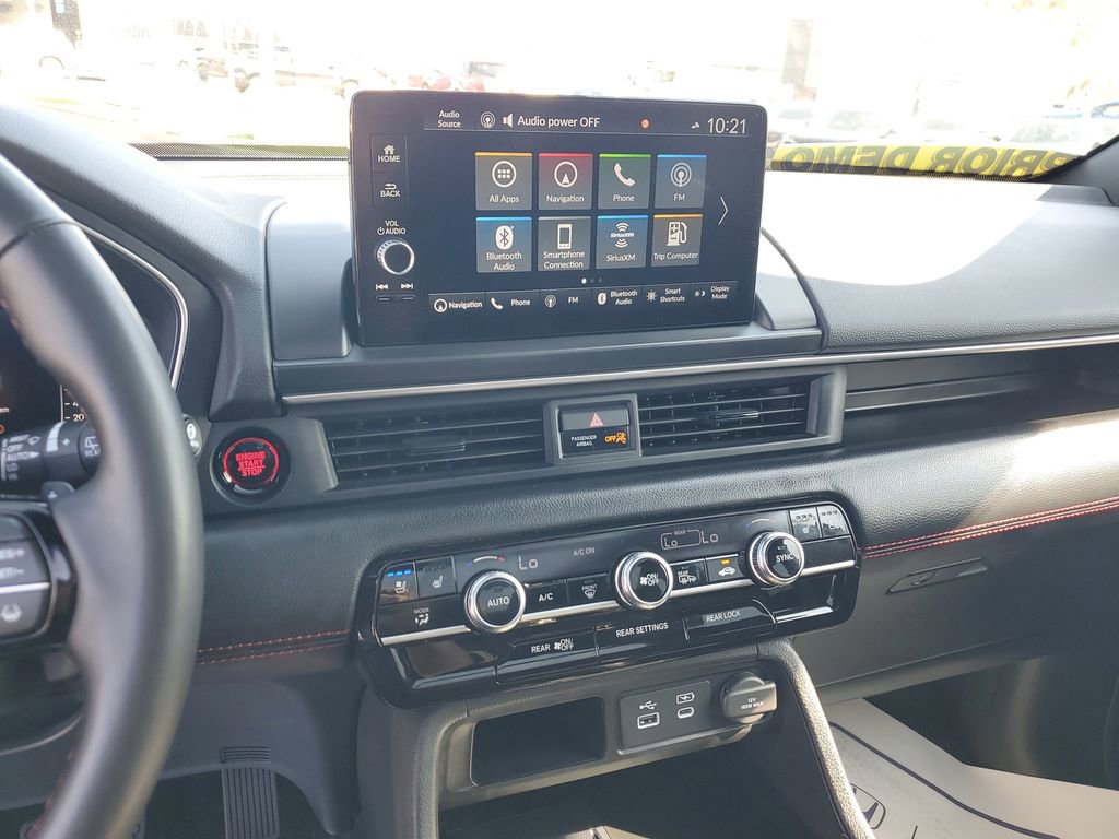 Used 2025 Honda Pilot Black Edition image 31