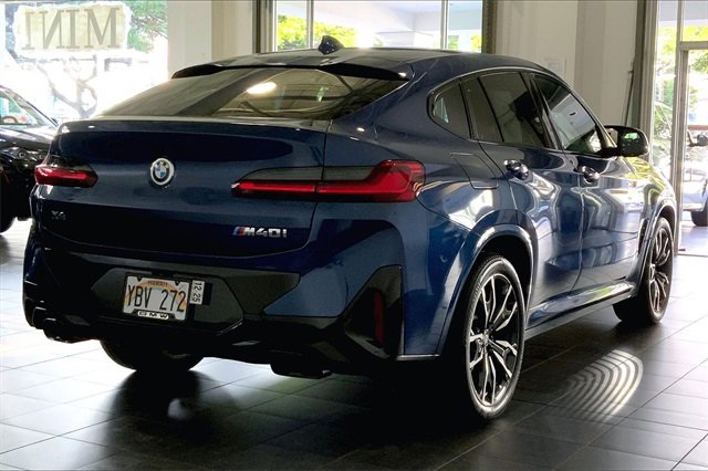 Certified 2022 BMW X4 M40i w/ Premium Package image 11